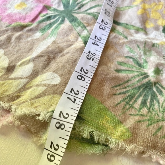 John Mark Linen Cream Blouse with Pink Floral Print Blouse‎ - Picture 10 of 11